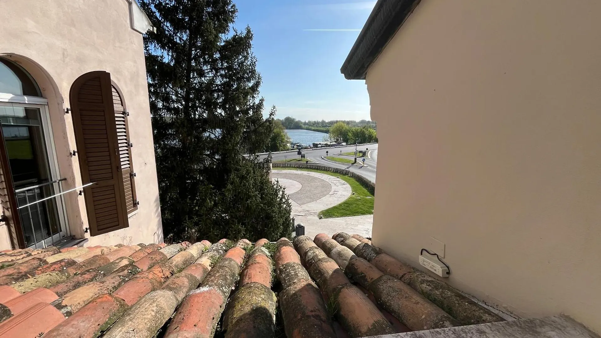 Lake View Apartment Mantova